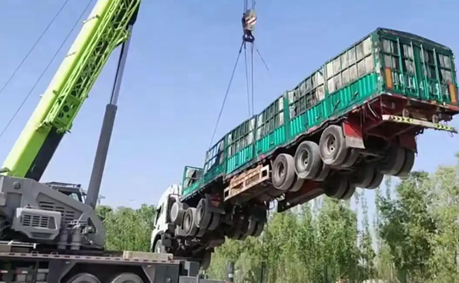 鄂托克旗道路脱困救援案例